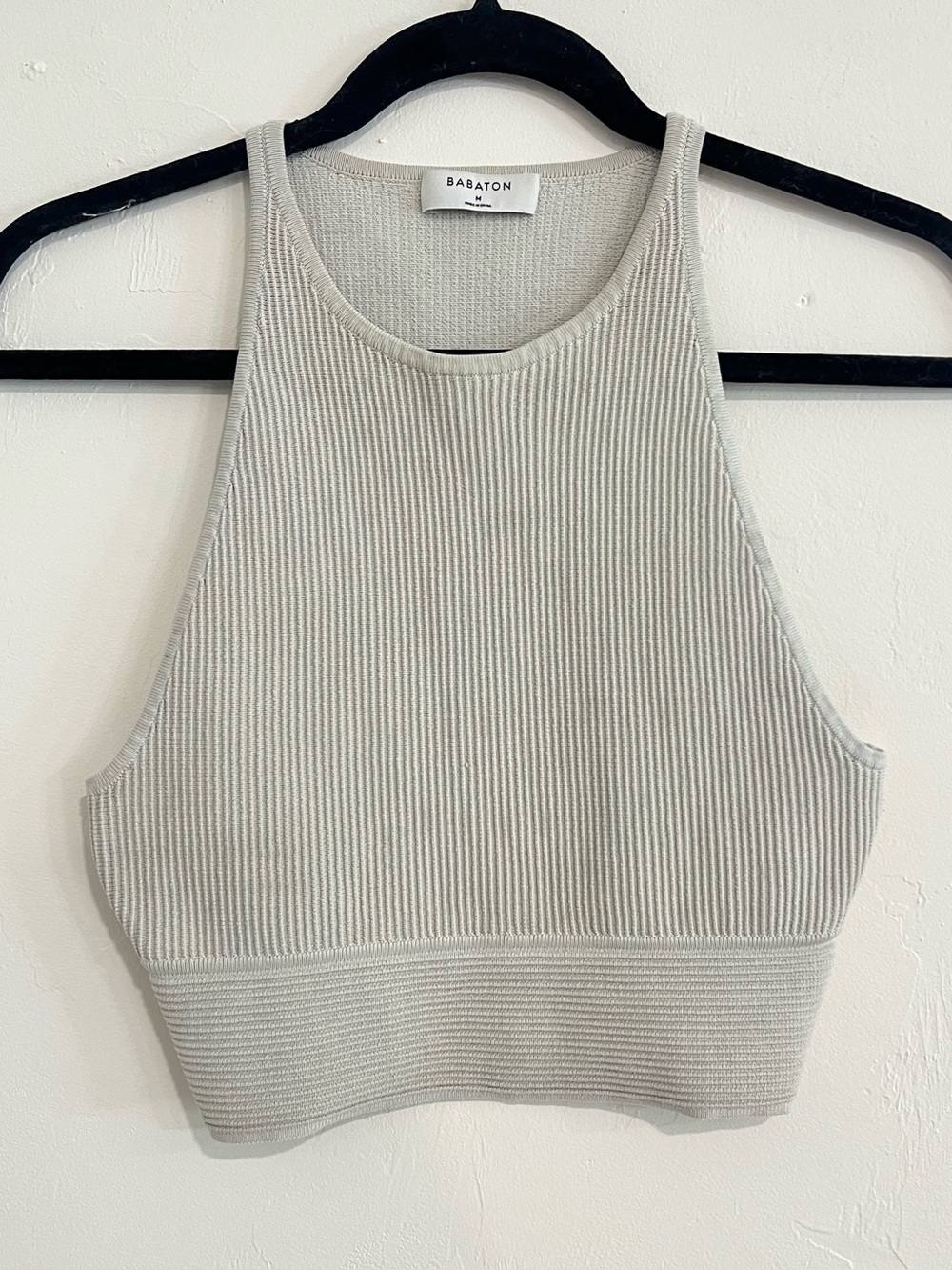 Aritizia Babaton Ribbed Halter Cropped Tank Top Beige Size Medium Minimalist